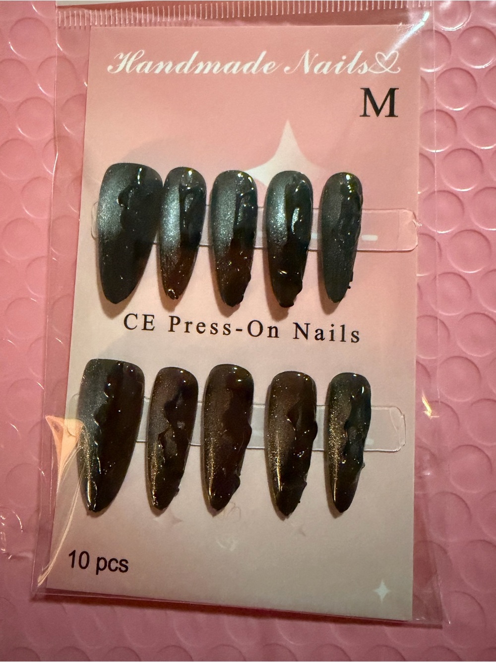 Handmade Press-On Nails in Glossy Black - 10 pcs